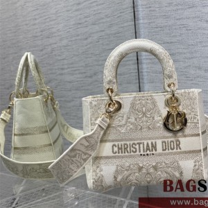 디올 DIOR 레이디백24CM