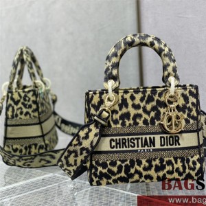 디올 DIOR 레이디백24CM