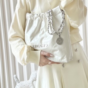 샤넬 CHANEL 22BAG 22백 스몰 35CM