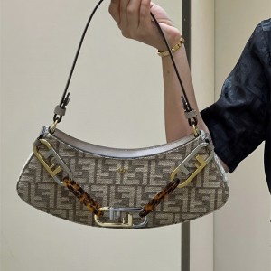 펜디 FENDI 오락 스윙 파우치백