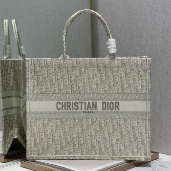 디올 DIOR 북토트백42CM