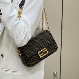 펜디 FENDI 바게트백 24CM