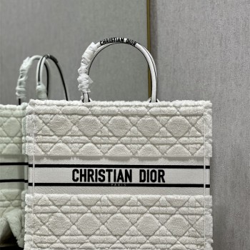 디올 DIOR 북토트백42CM