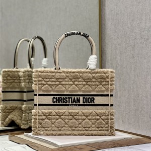 디올 DIOR 북토트백26.5CM