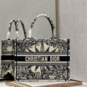 디올 DIOR 북토트백36CM
