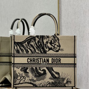 디올 DIOR 북토트백42CM