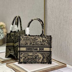 디올 DIOR 북토트백26.5CM