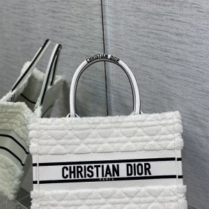 디올 DIOR 북토트백36CM