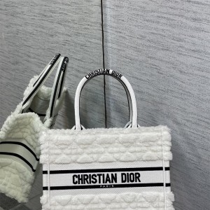 디올 DIOR 북토트백26.5CM