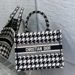 디올 DIOR 북토트백26.5CM