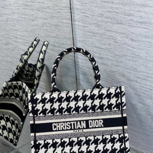 디올 DIOR 북토트백26.5CM