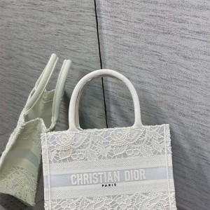 디올 DIOR 북토트백26.5CM