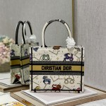 디올 DIOR 북토트백26.5CM