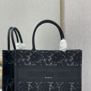디올 DIOR 북토트백36CM
