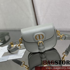 디올 DIOR  바비백18CM