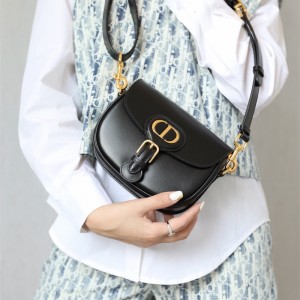 디올 DIOR  바비백18CM