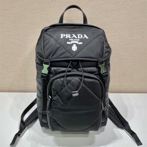 프라다 PRADA 리나일론 및 사피아노 가죽 백팩  2VZ135
