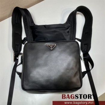 프라다 로고 장식 가죽 백팩  2VZ093