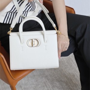 디올 DIOR 30 몽테인 생토로네 토트백