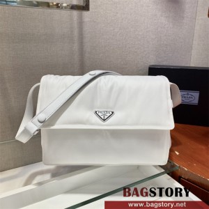 프라다 PRADA 리나일론 미디움 패딩 숄더백 1BD255
