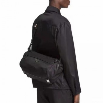 프라다 PRADA  리나일론 바이커백 미듐 2VH994