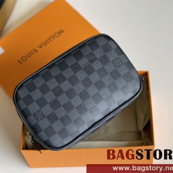루이비통 Louis Vuitton   모노그램 캔버스 트루세토일렛 클러치백 M47522