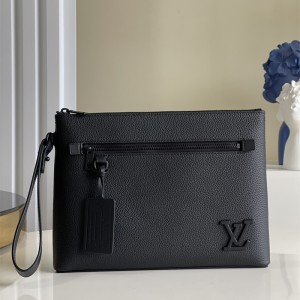 루이비통 Louis Vuitton  아이패드 파우치 클러치 M69837