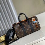 루이비통 Louis Vuitton 키폴 XS 크로스백 M80201