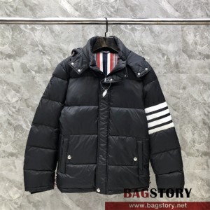 톰브라운 THOM BROWNE 패딩