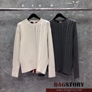 톰브라운 THOM BROWNE 스웨터