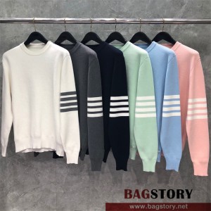 톰브라운 THOM BROWNE 스웨터