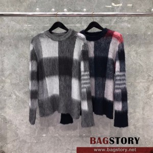 톰브라운 THOM BROWNE 스웨터