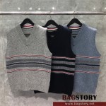 톰브라운 THOM BROWNE니트조끼