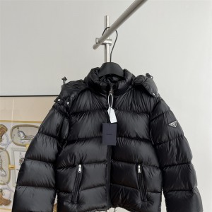 프라다 PRADA 패딩