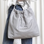 샤넬 CHANEL 22BAG 22백 미디움 42CM