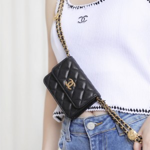 샤넬 CHANEL 금장장식 벨트백