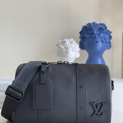 루이비통 Louis Vuitton 시티 키폴   M57082