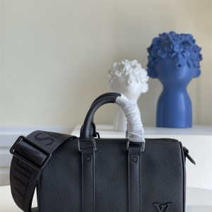 루이비통 Louis Vuitton 키폴 XS   M57083