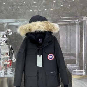 캐나다구스 CANADA GOOSE 패딩