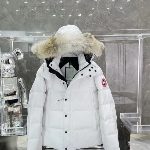 캐나다구스 CANADA GOOSE 패딩
