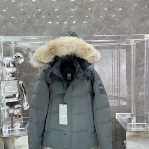 캐나다구스 CANADA GOOSE 패딩