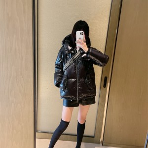 프라다 PRADA 패딩