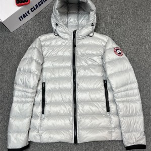 캐나다구스 CANADA GOOSE  패딩