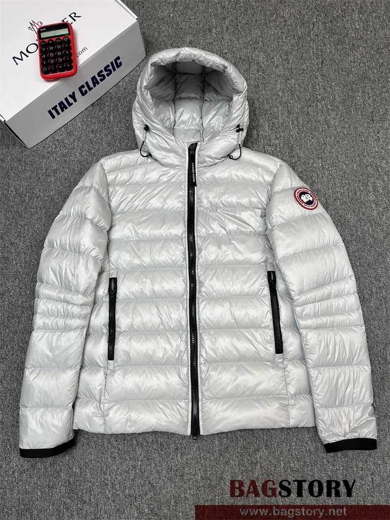캐나다구스 CANADA GOOSE  패딩