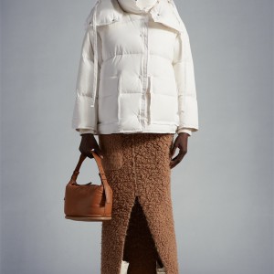 몽클레어 MONCLER 패딩