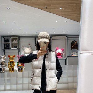 캐나다구스 CANADA GOOSE 패딩 조끼