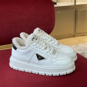 프라다 PRADA 스니커즈 운동화 신발