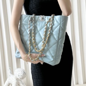 샤넬 CHANEL 19쇼핑백