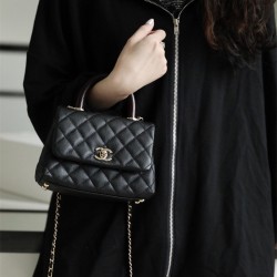 샤넬 CHANEL 19CM 코코핸들백 미니