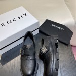 지방시 GIVENCHY 로퍼 구두 슈즈